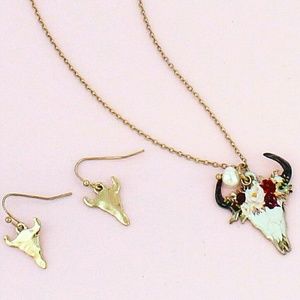 💎BOGO Western Floral Steer Head Necklace Earrings